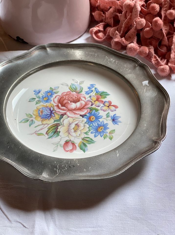 “Jeanne” plate