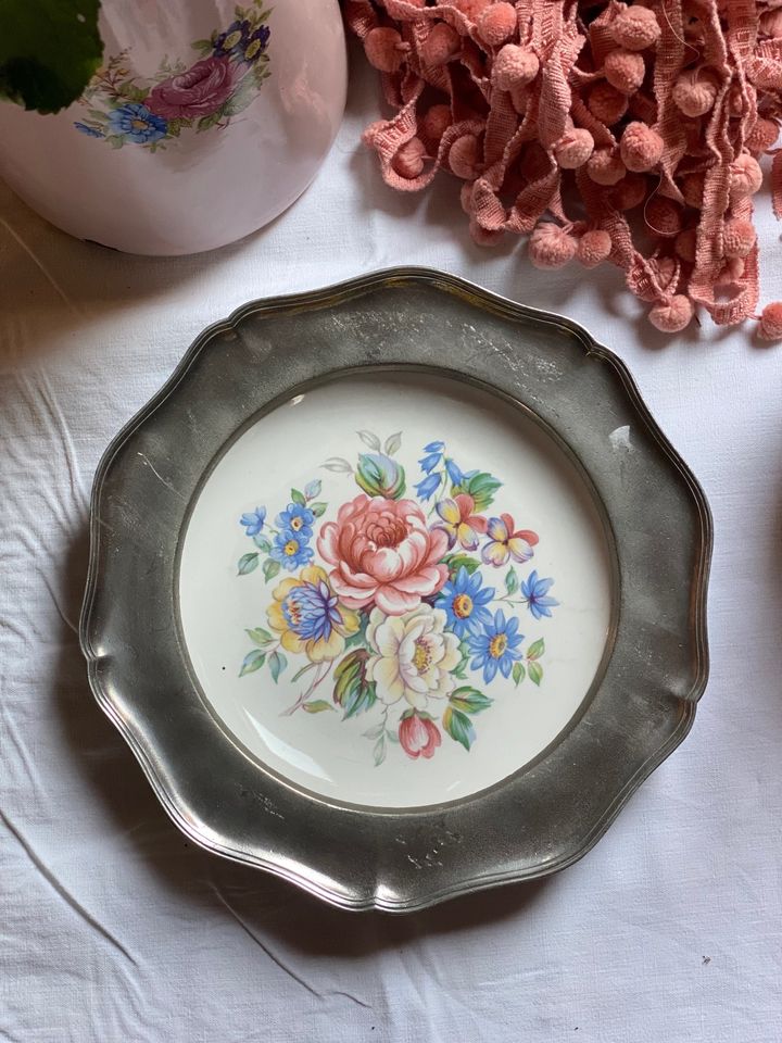 “Jeanne” plate