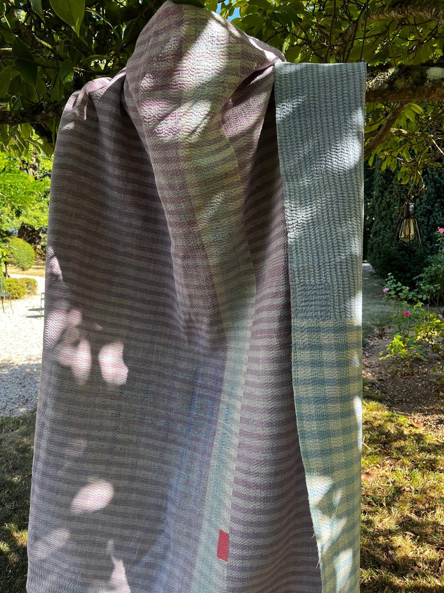 Reversible Handmade Indian Kantha – Pastel Blue & Mauve Cotton Bedspread – One-of-a-Kind 145 × 205 cm