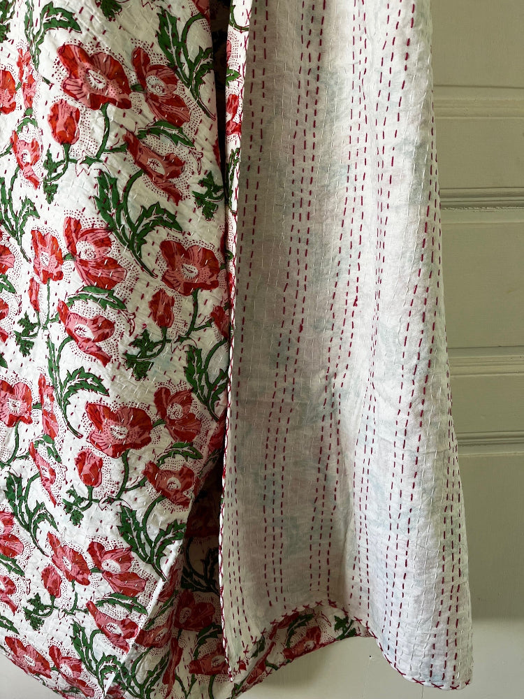 Détails du Couvre-lit Kantha fleuri en coton artisanal fait main