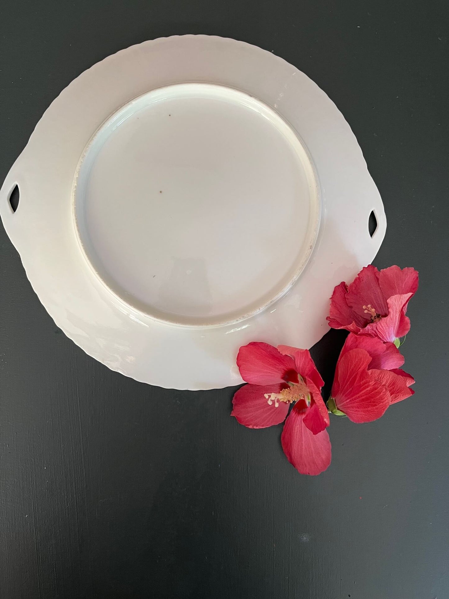 Dimensions du plat tarte porcelaine vintage avec référence de taille, service desserts