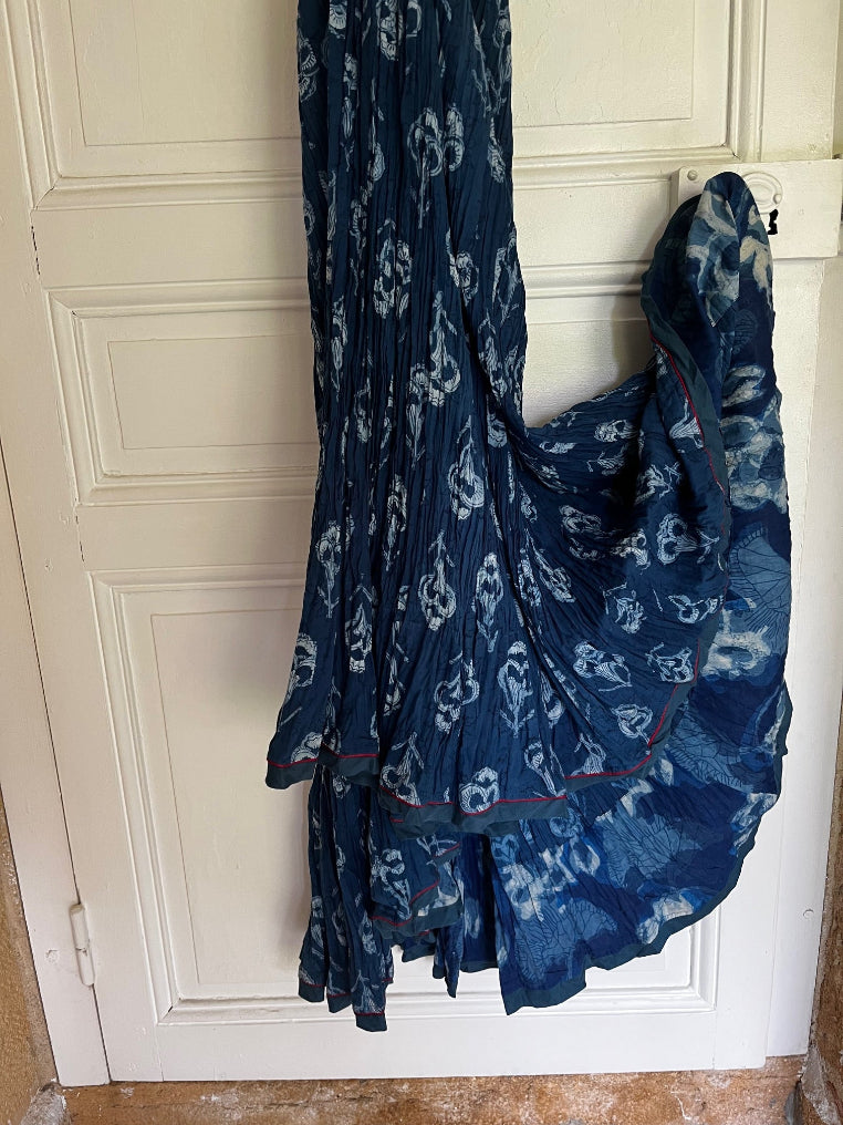 Jupe très large et fluide, 100 cm de long, idéale pour l’été