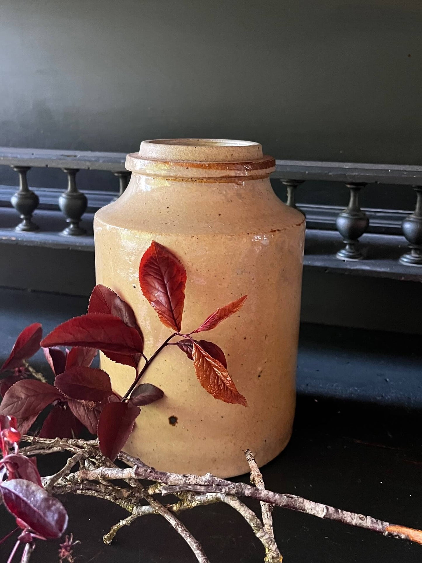Pot en grès rustique objet ancien issu de brocante