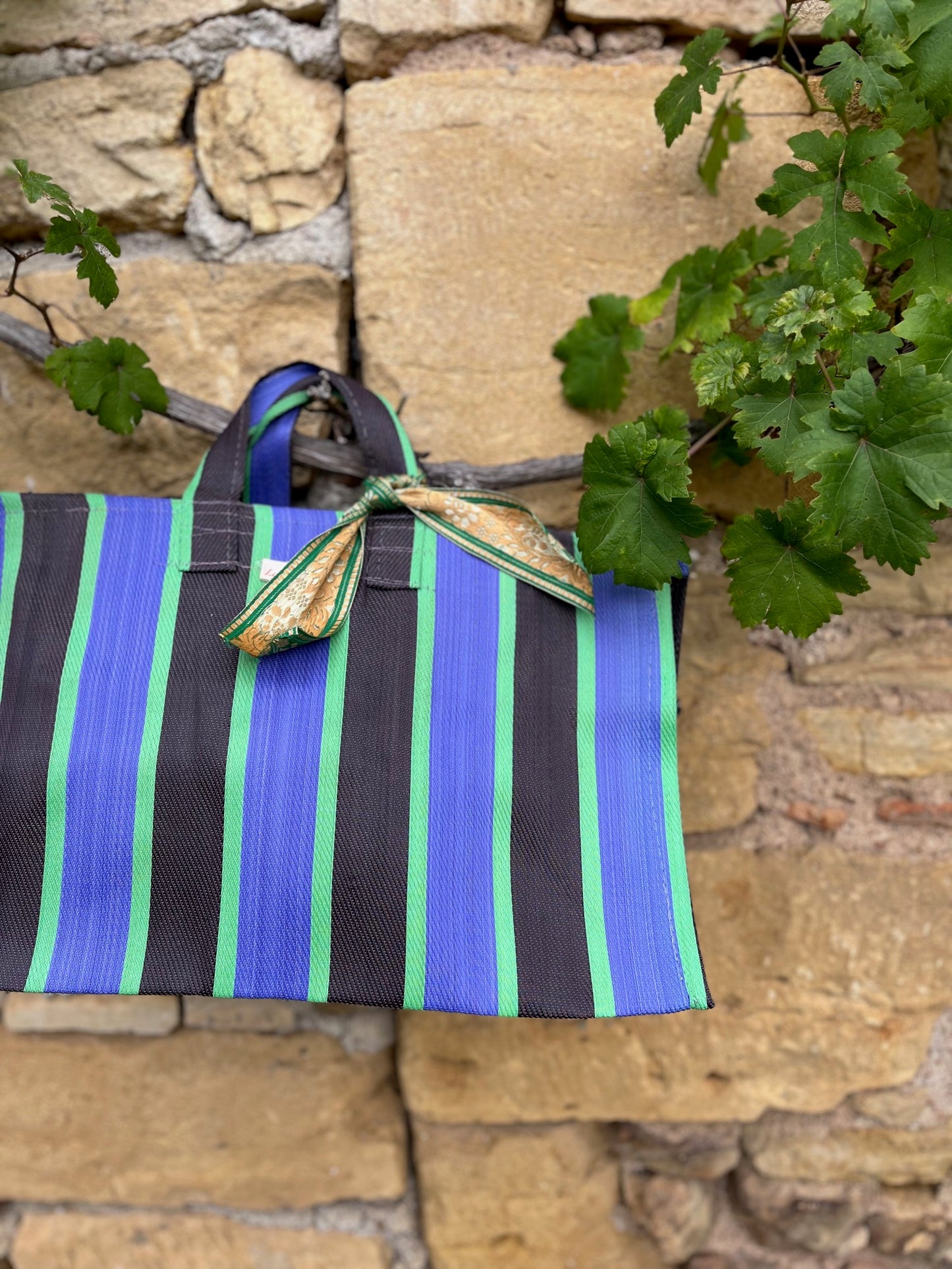 sac cabas rayé pour vos courses et la piscine