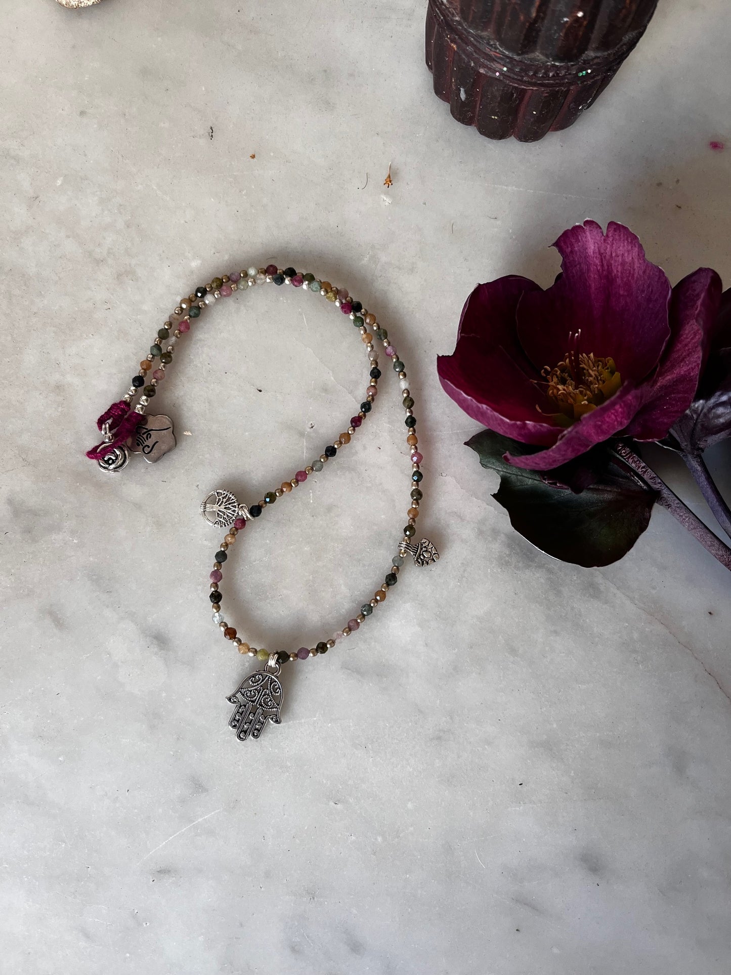 Sautoir artisanal en perles style bohème chic