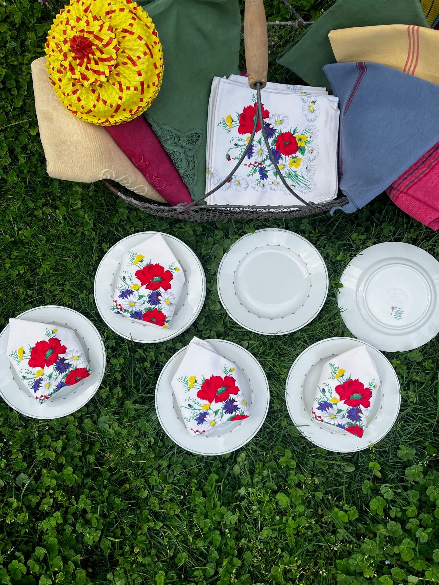 Collection de serviettes en coton vintage avec imprimés de fleurs des champs