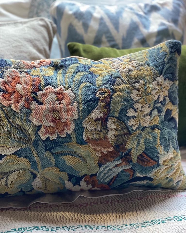 Ame Decorative Cushion