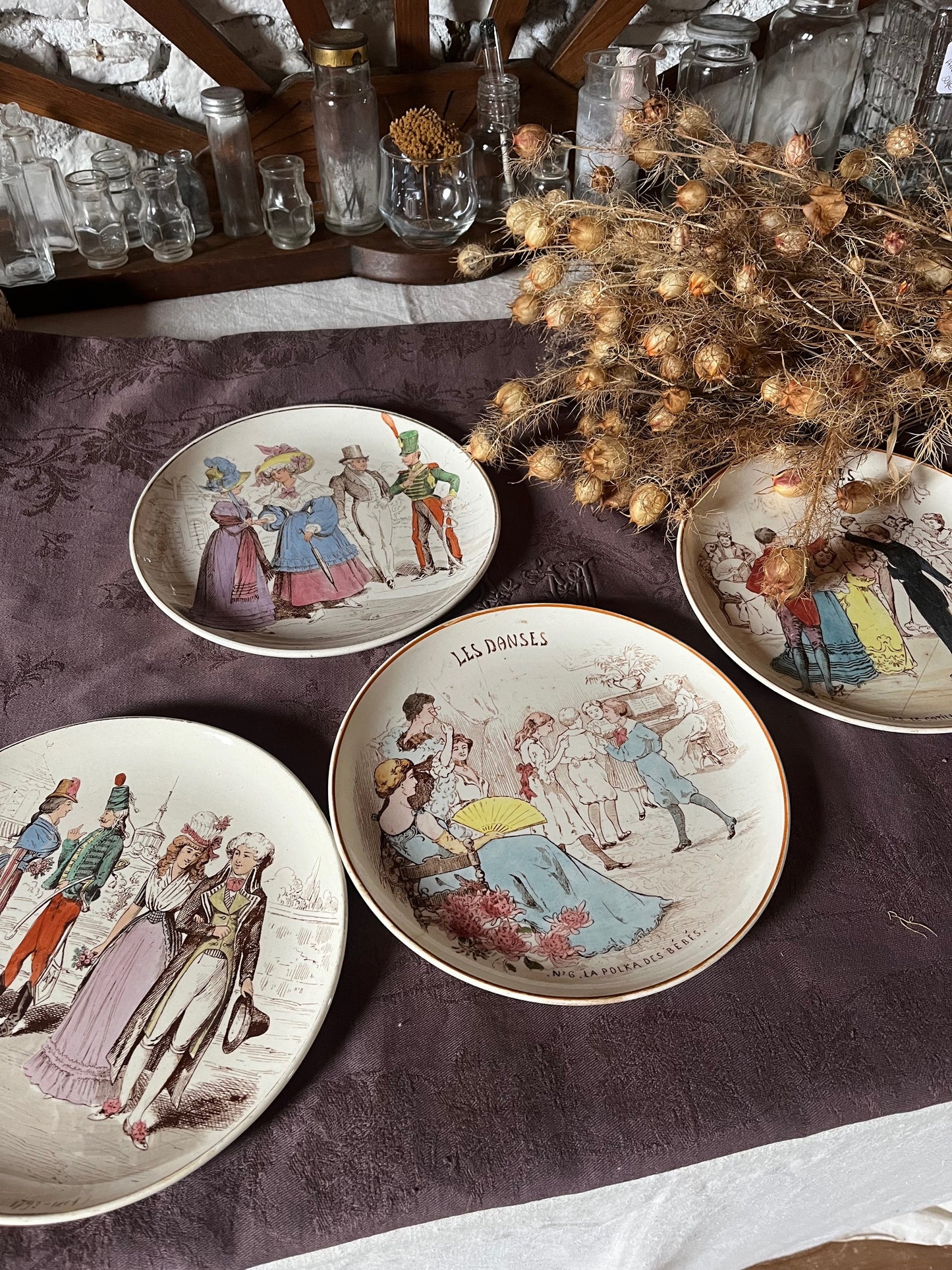 Salignac plates