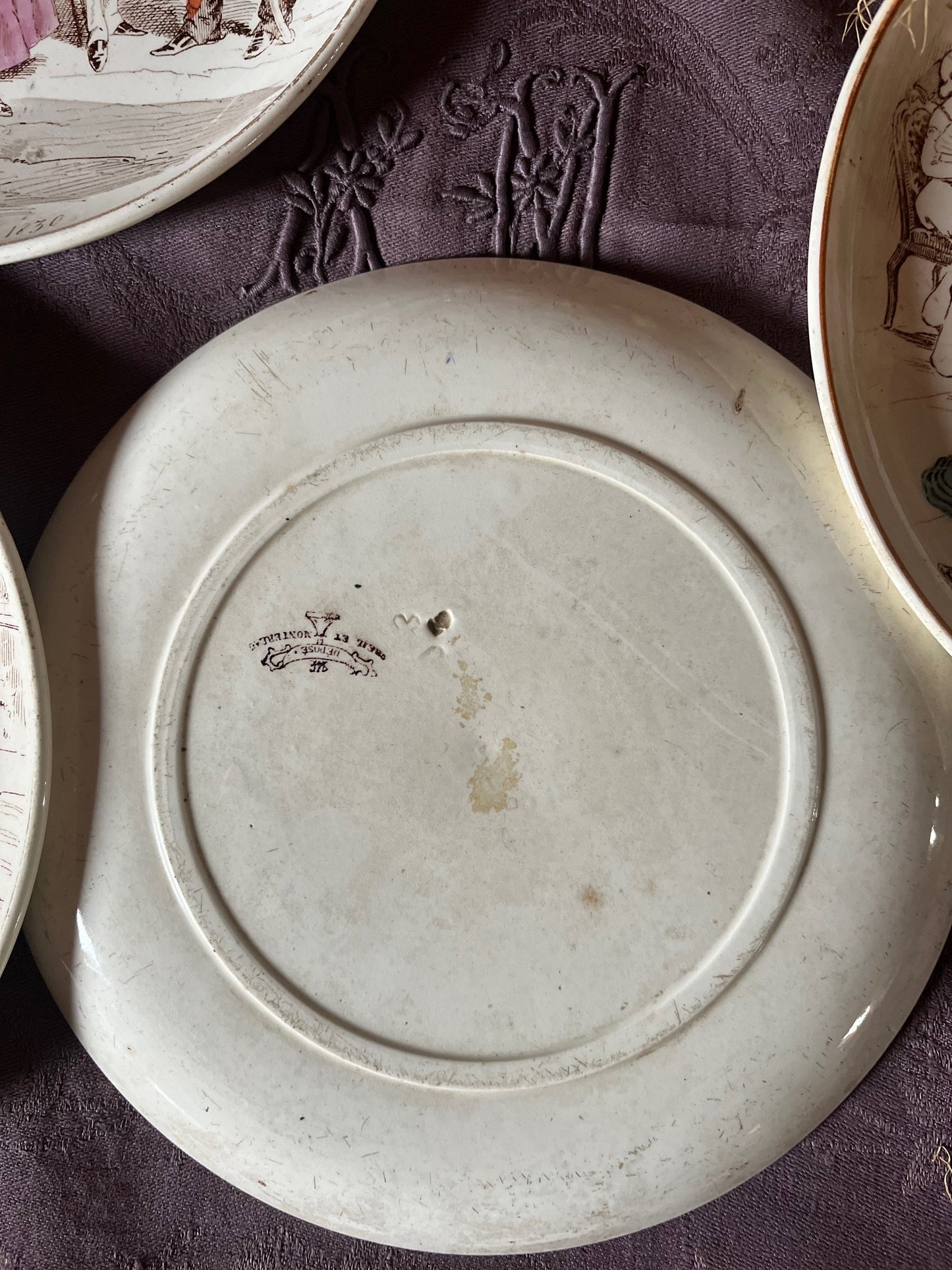 Salignac plates