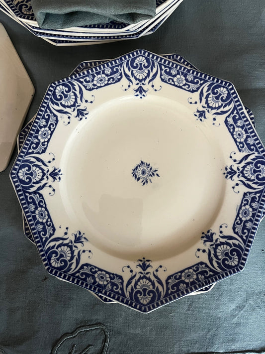 Salignac plates