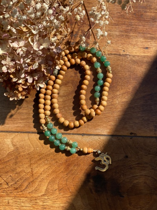 Collier Mala OM