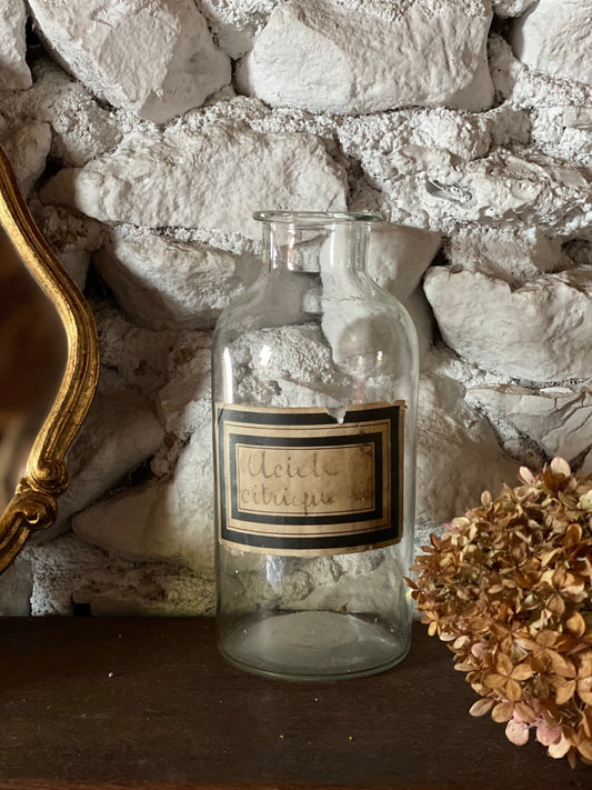 Simone Pharmacy Bottle