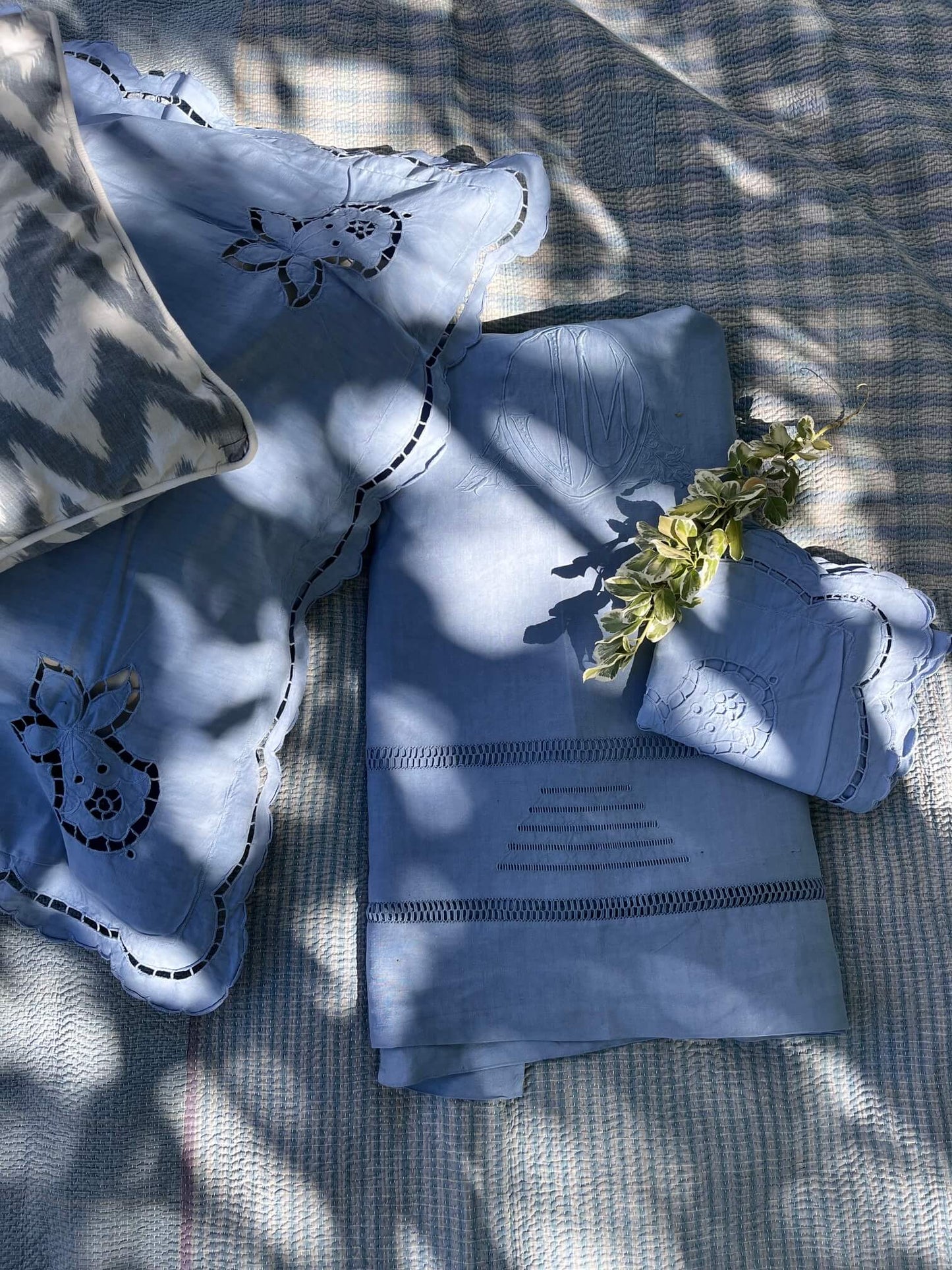 Reversible Handmade Indian Kantha – Pastel Blue & Mauve Cotton Bedspread – One-of-a-Kind 145 × 205 cm