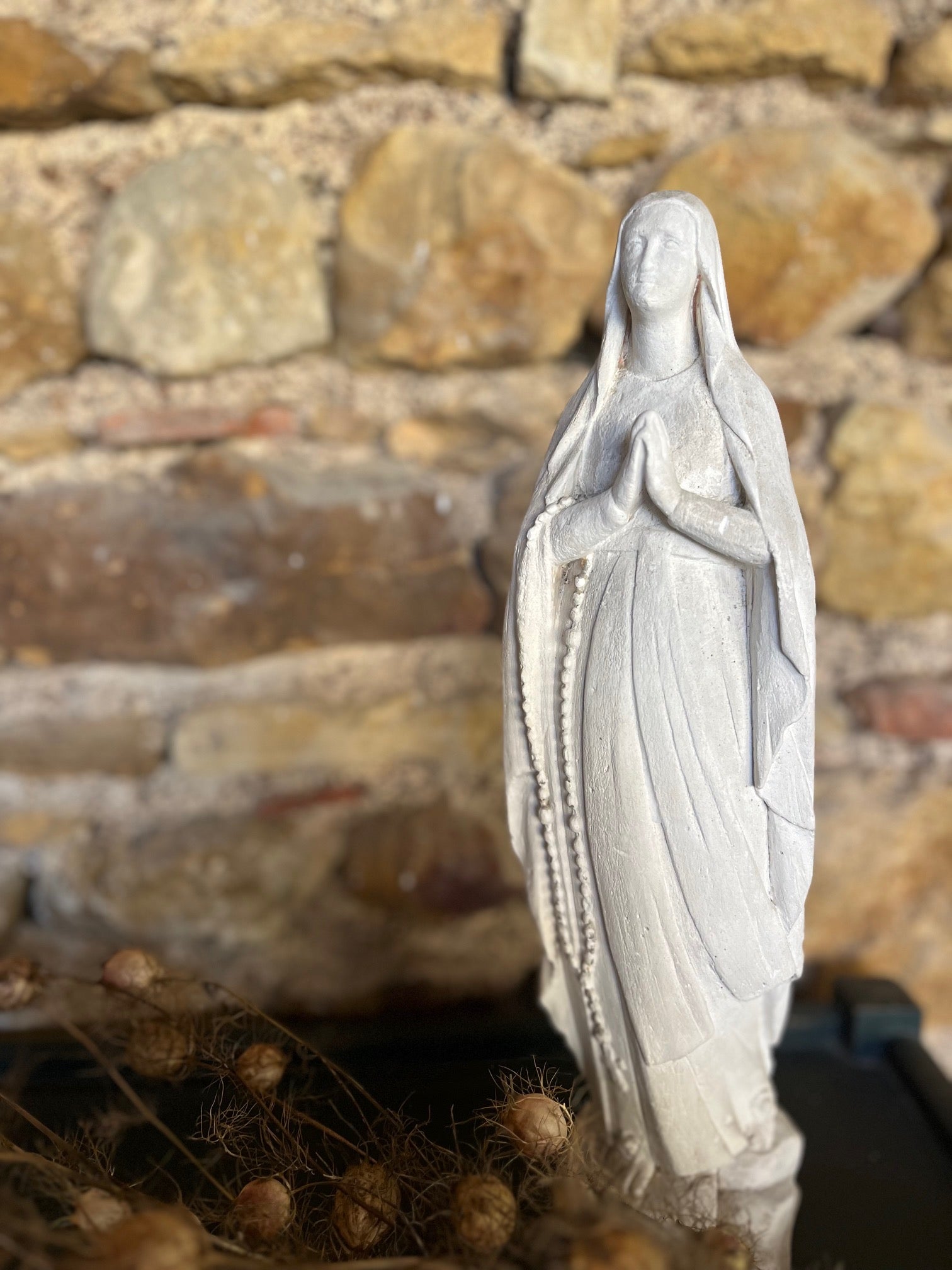 Statue de la Vierge Marie en plâtre - Décoration religieuse catholique