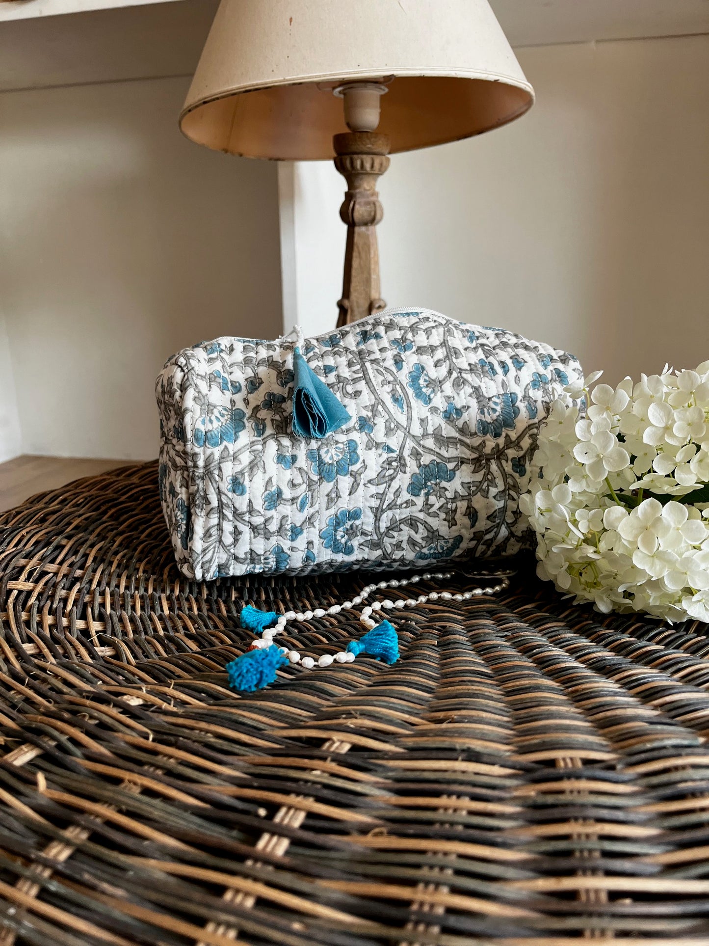 Copy of Victoire L toiletry bag