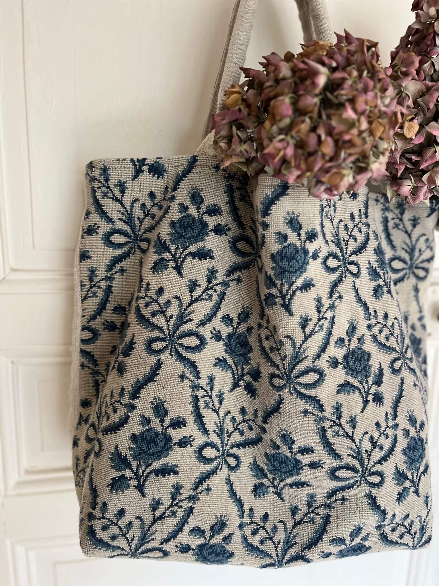 cabas en chanvre ancien modèle Clothilde fait main en France