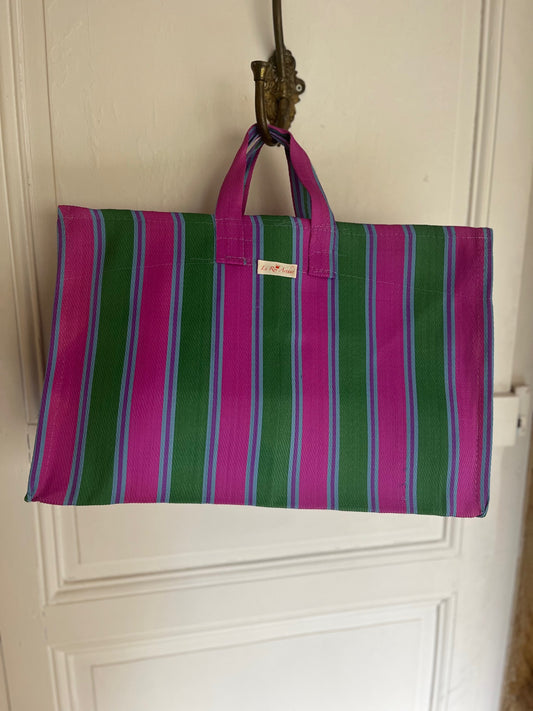 Cabas rayé vert et rose en fibre recyclée modèle Alfred style estival