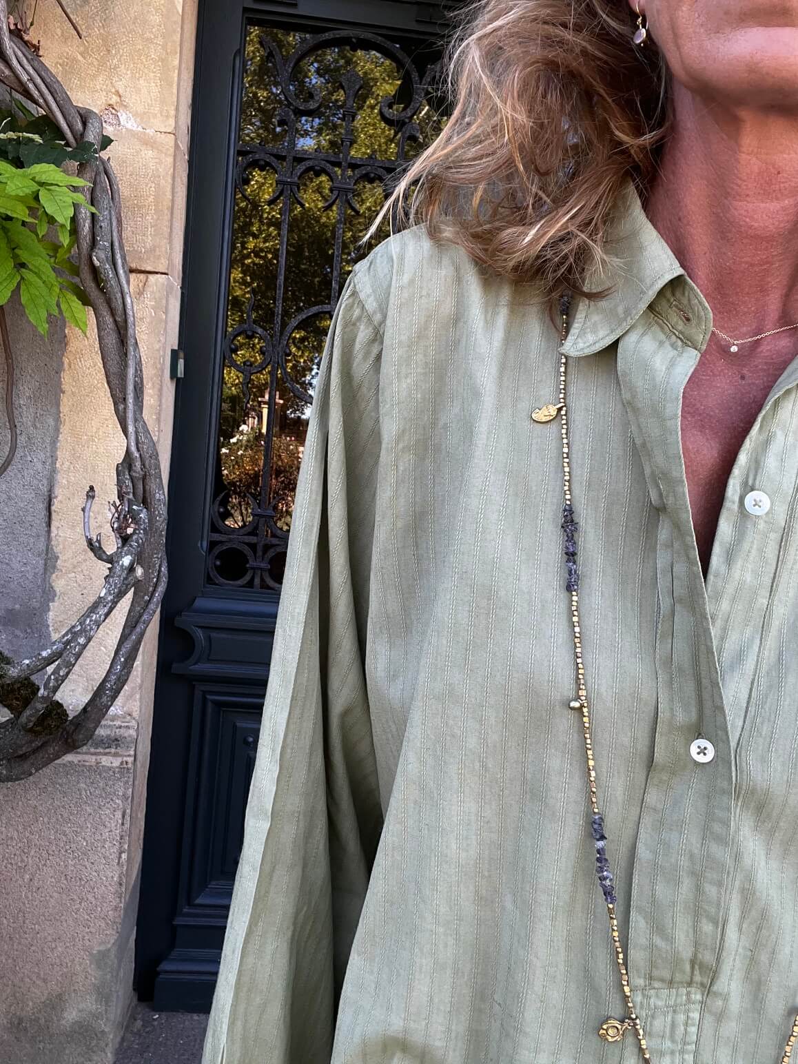 Chemise ancienne kaki en coton au style vintage