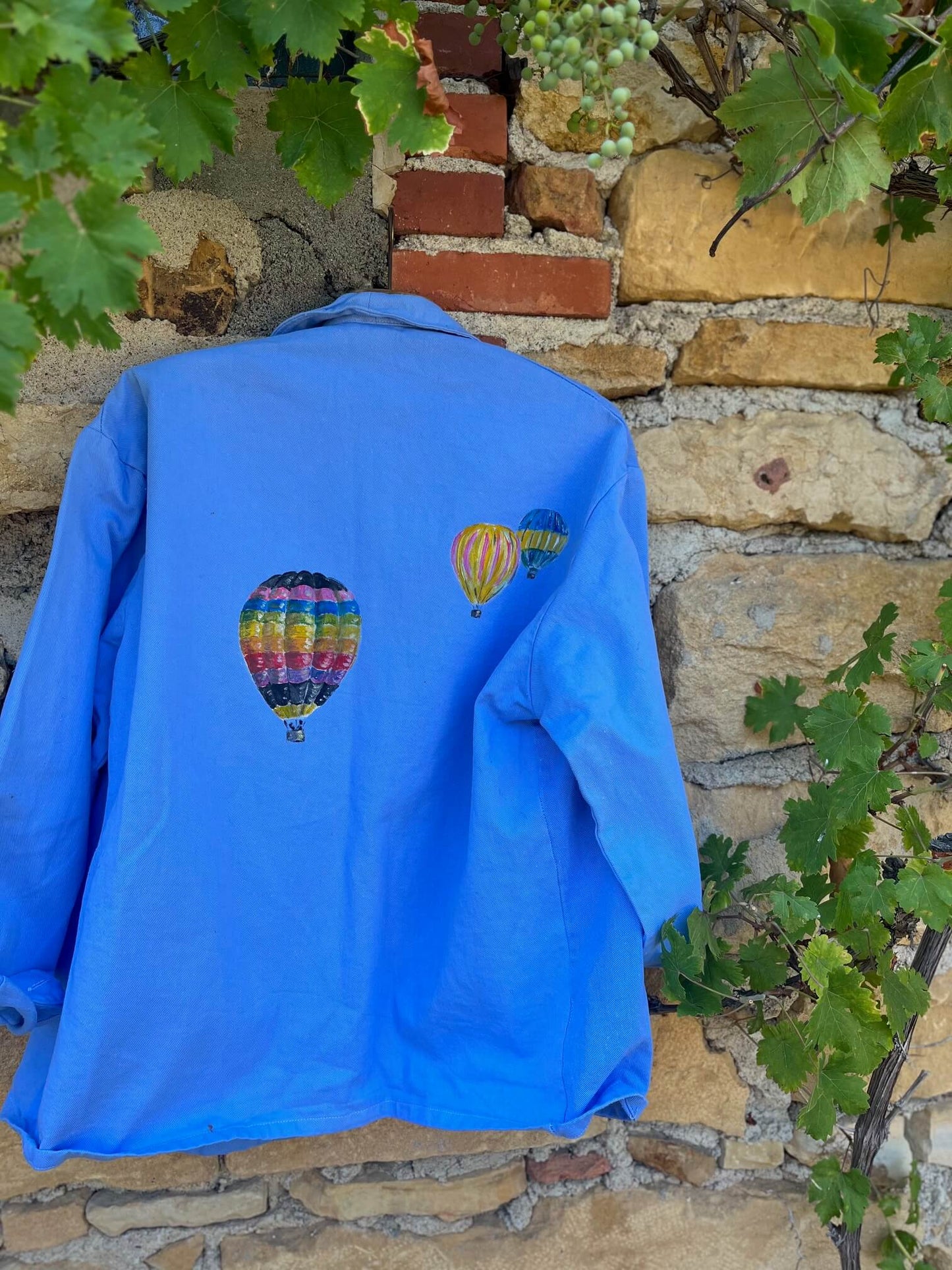 Détail du coton ancien et de la patine d'un bleu de travail vintage français