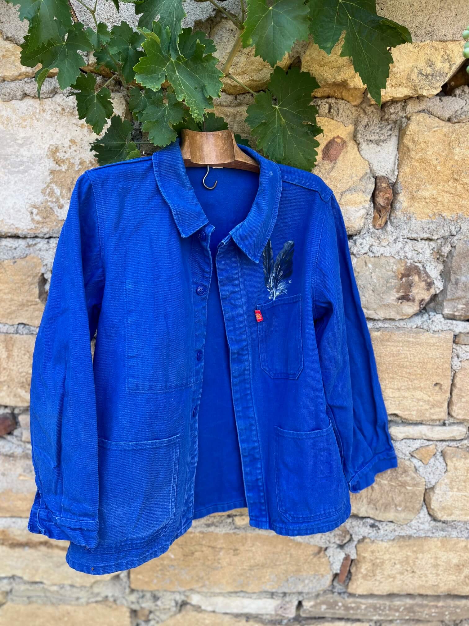 Détail du coton ancien patiné d'un bleu de travail vintage français