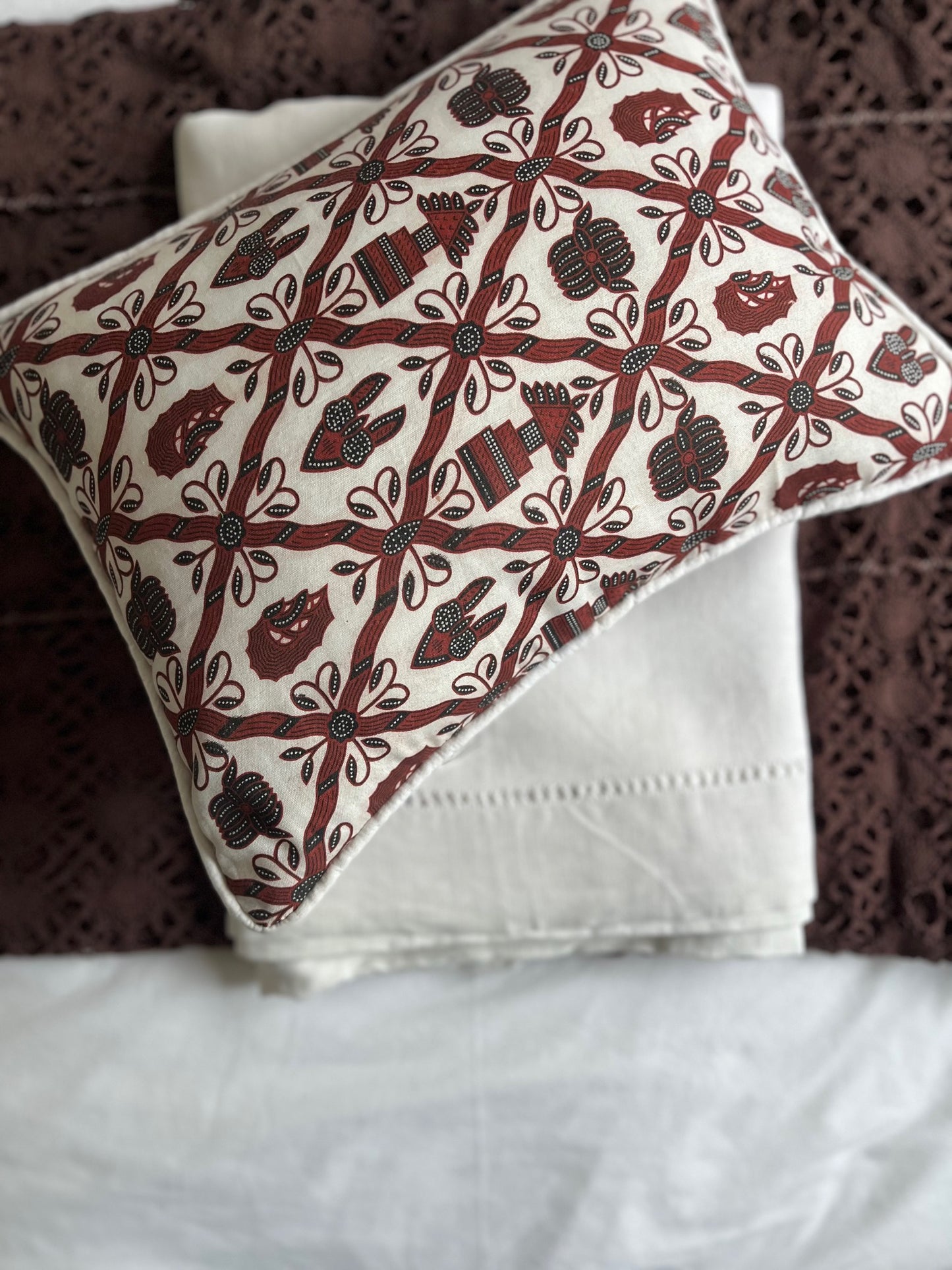 Housse de coussin en coton marron et blanc, décoration intérieure