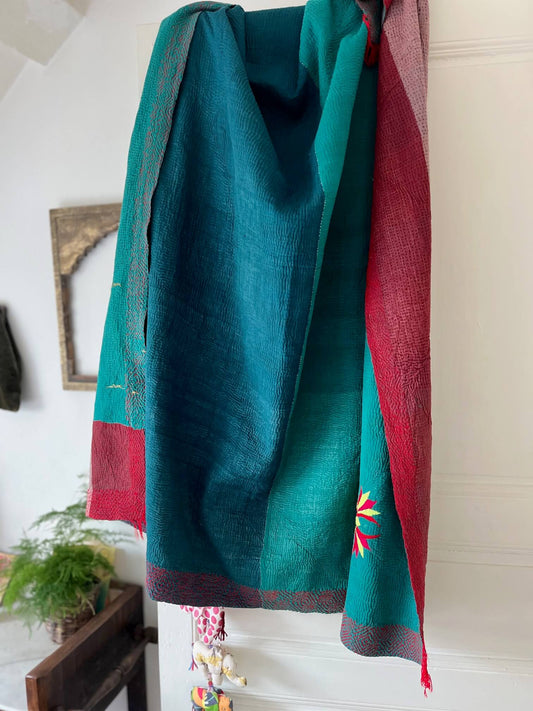 Kantha indien fait main en coton vert, couvre-lit réversible artisanal