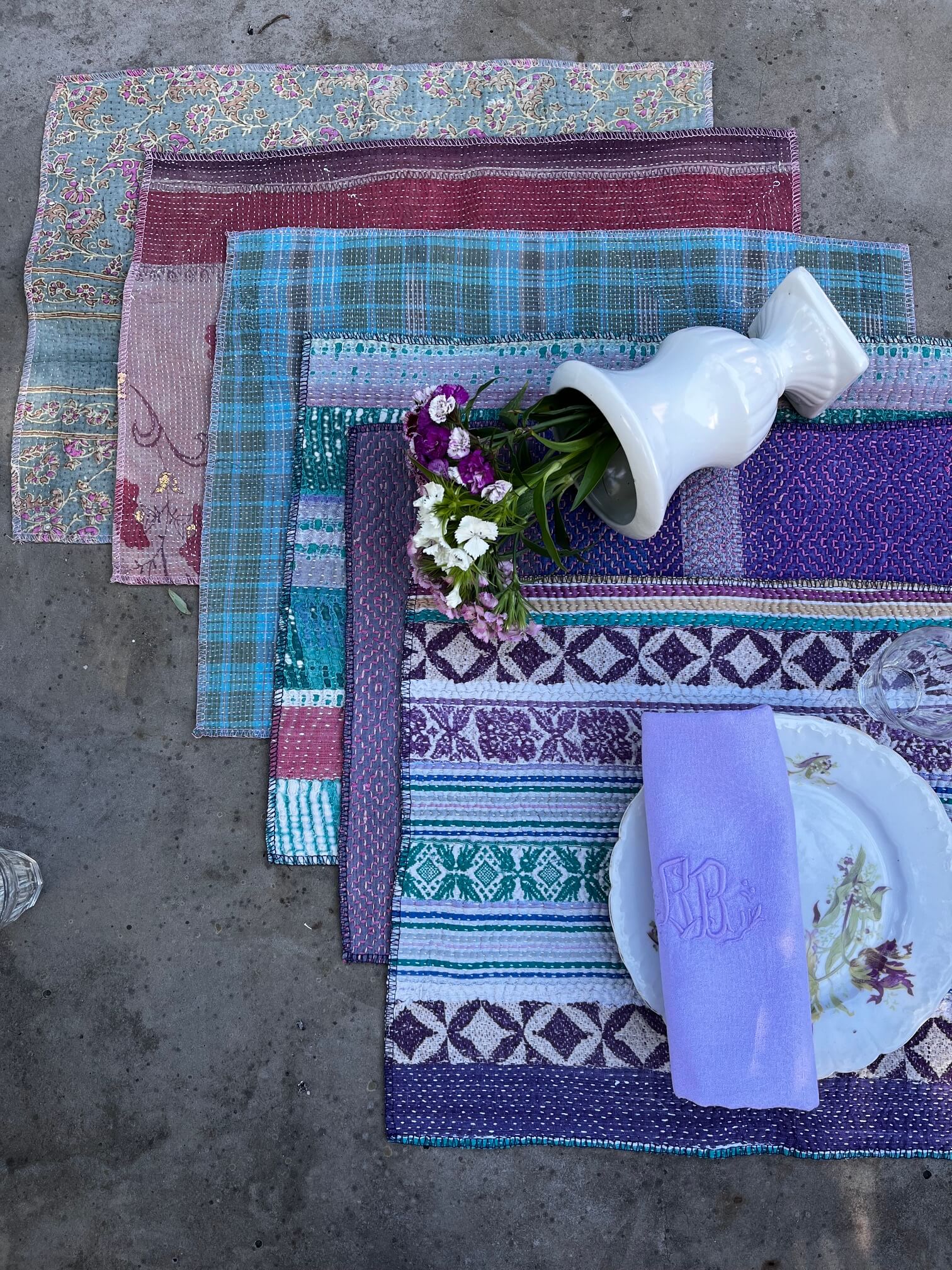 Sets de table en kantha indien pour décoration bohème chic