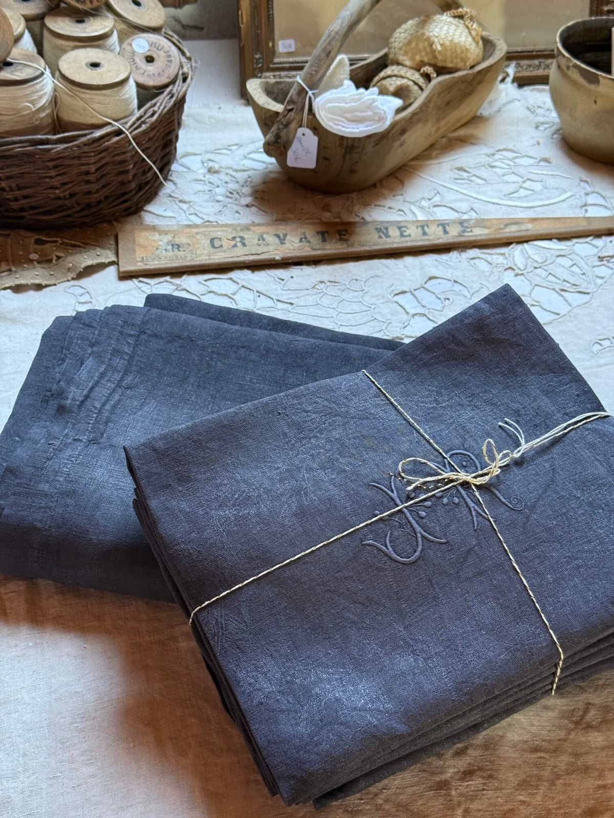 Lot de 10 serviettes de table anciennes monogrammées JR