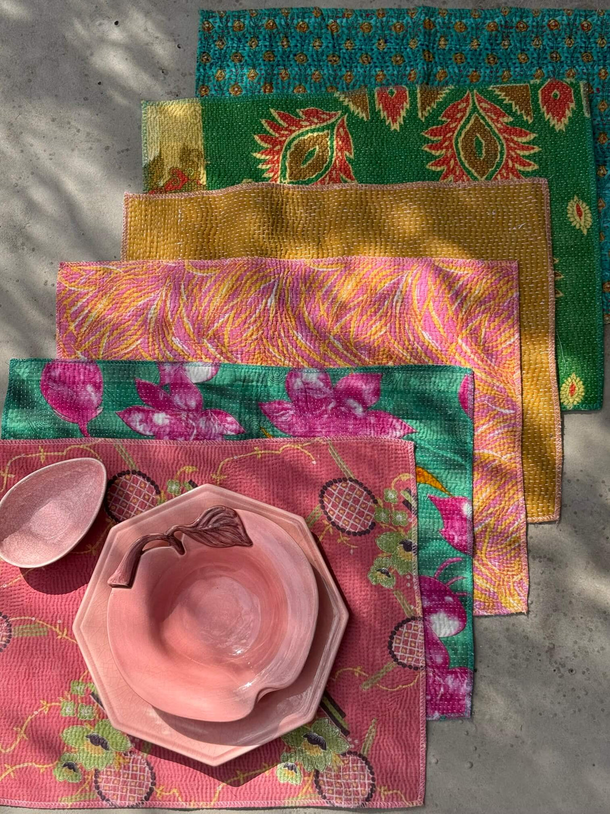 Lot de 6 sets de table réversibles en Kantha indien rose et orange