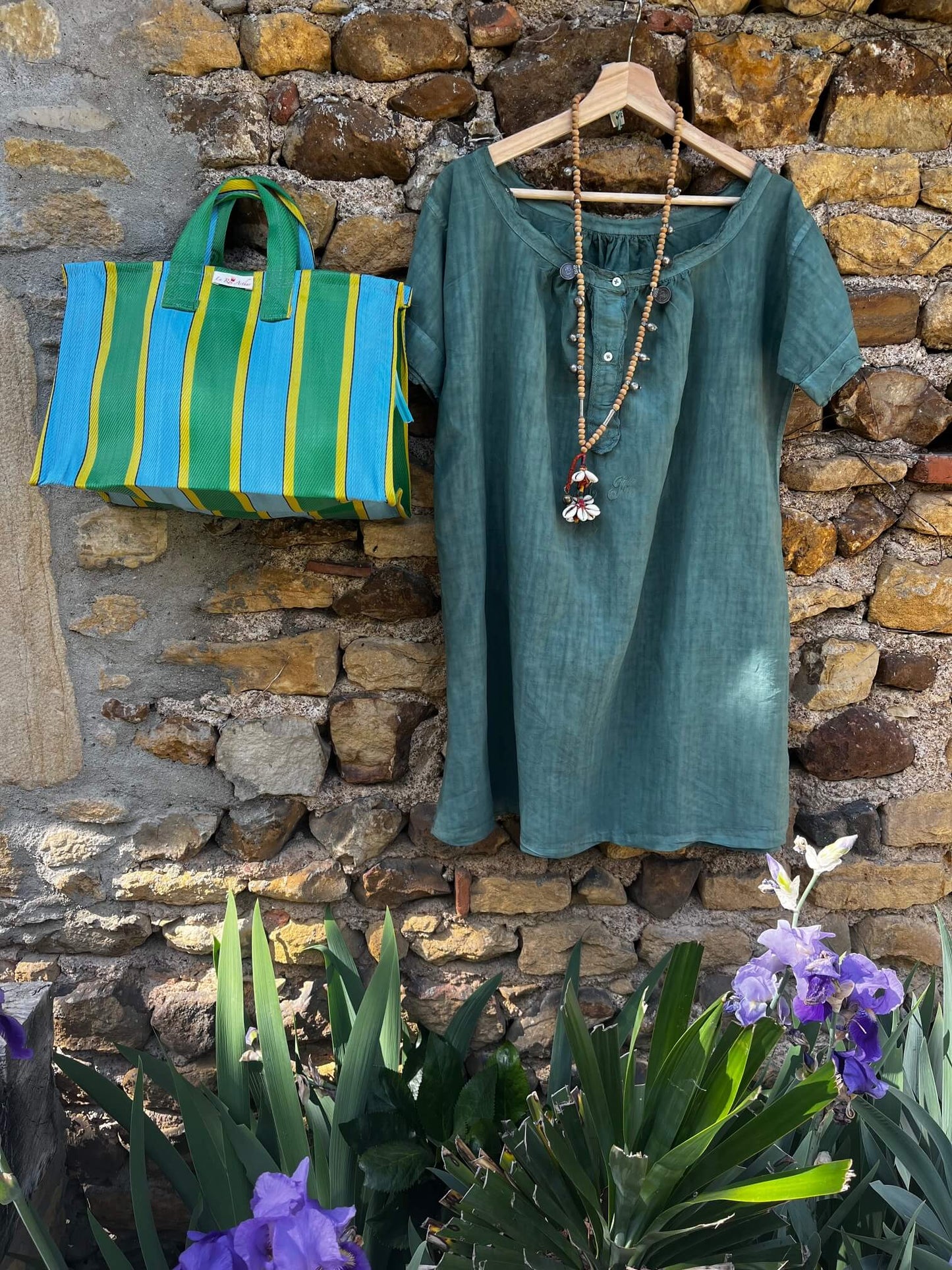 Petite robe verte en coton, teintée à la main, longueur 83 cm, pièce unique, idéale pour l’été