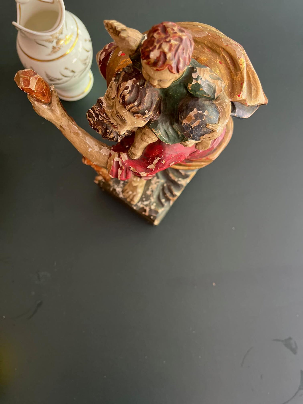 Sculpture en bois polychrome représentant Saint Christophe portant l’Enfant Jésus