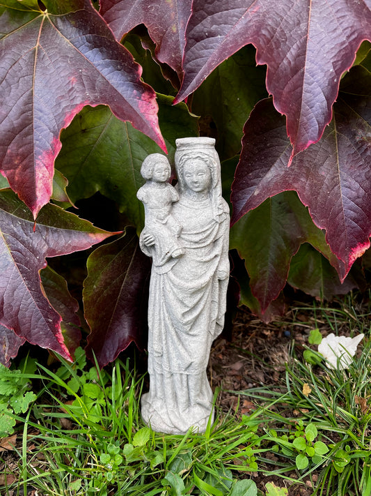 Statue ancienne de Marie et Jésus en pierre naturelle