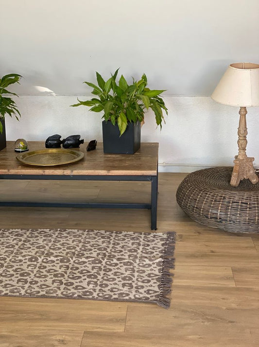 Tapis beige en coton imprimé à la main style artisanal élégant