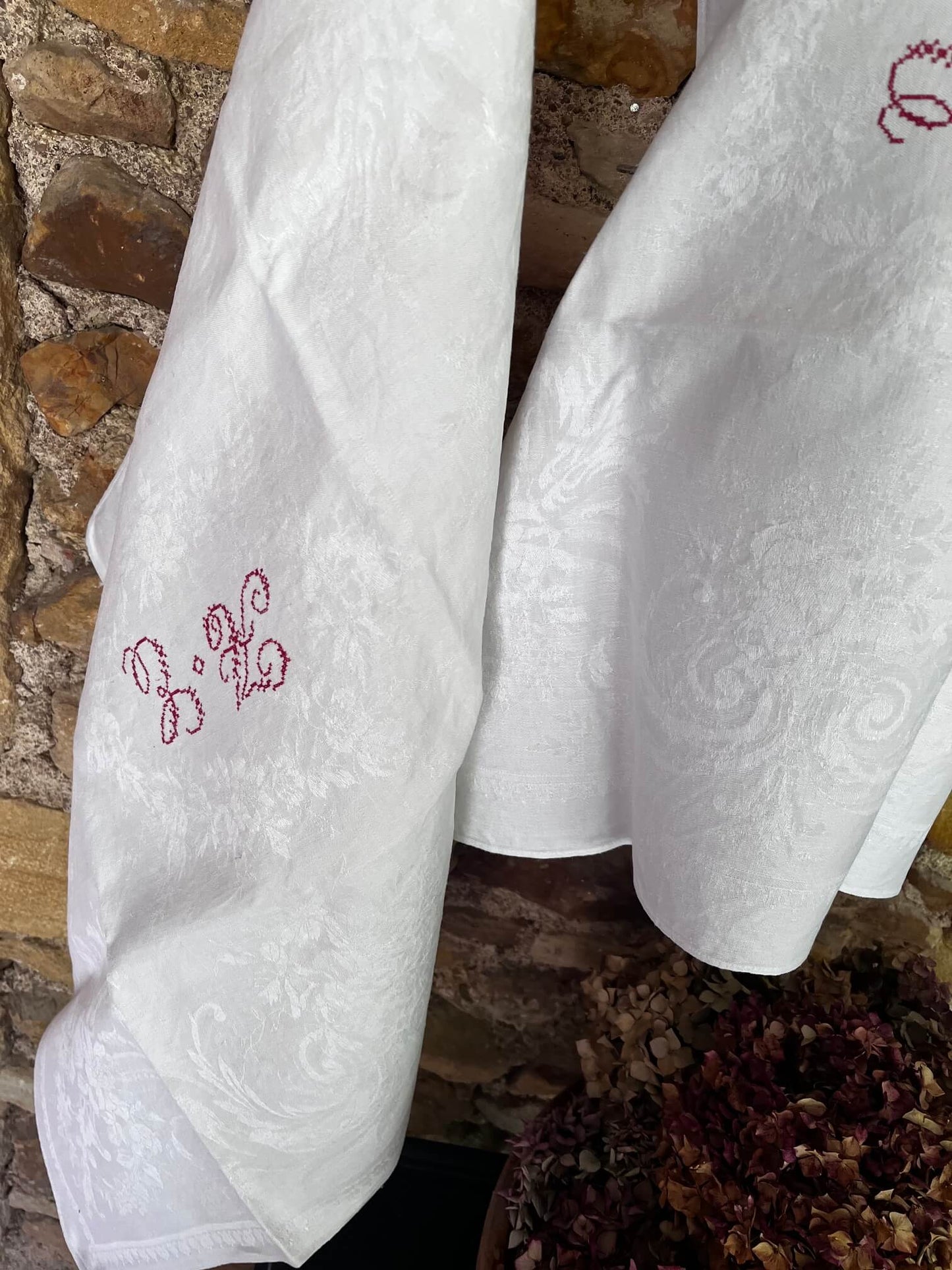Torchon vintage français en coton damassé pour décoration cuisine rustique