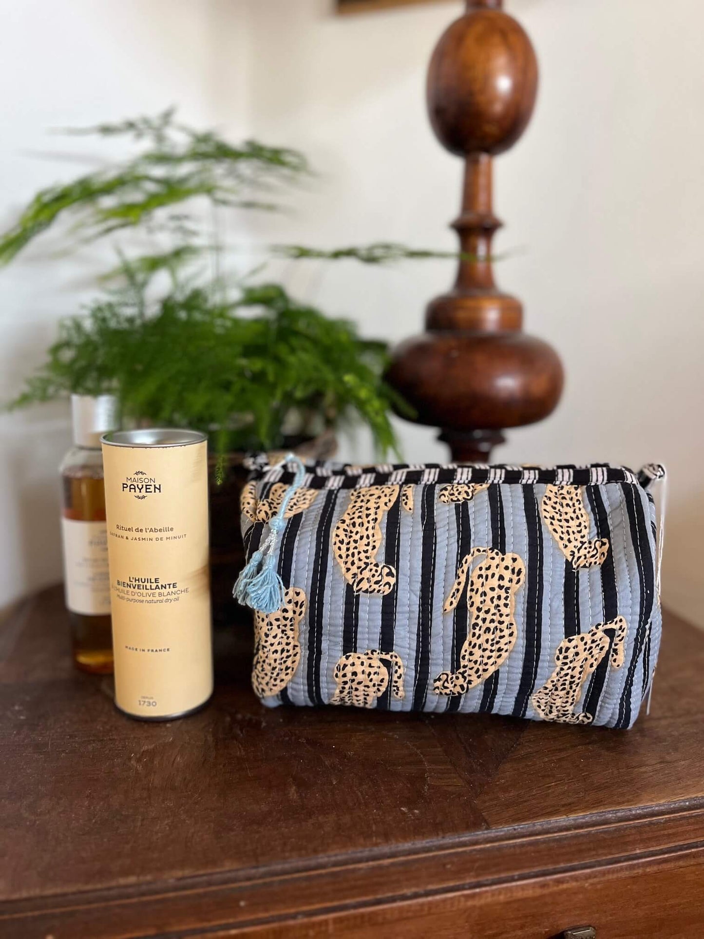 Intérieur plastifié de la trousse Jungle Bleue M